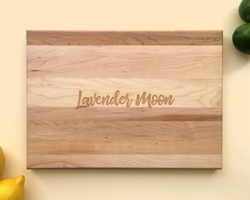 Personalized_and_Engraved_Wood_Cutting_Board_Name