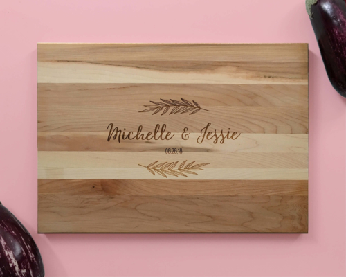 Personalized_and_Engraved_Wood_Cutting_Board_Names_Fern_Leaves