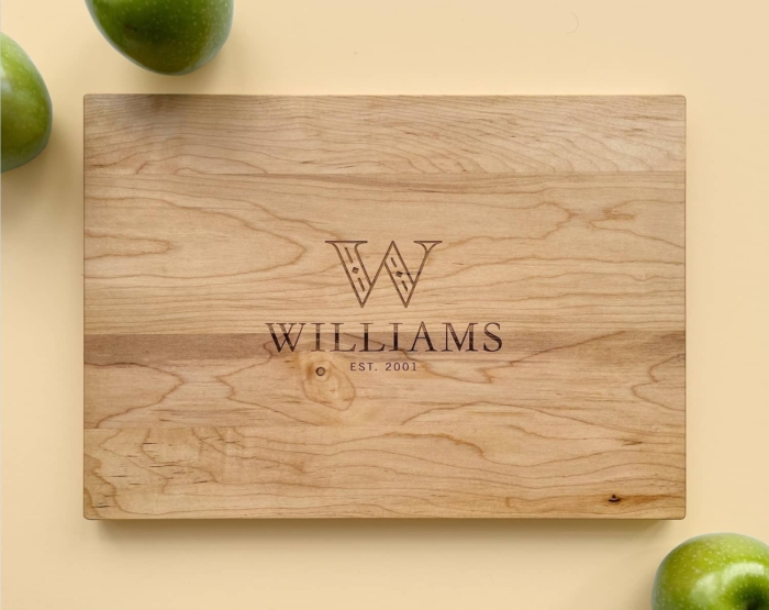 Personalized_and_Engraved_Wood_Cutting_Board_Initial_Name_Centered